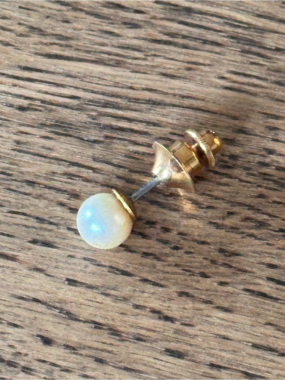 Vintage Faux Pearl Tie Pin with Gold-Tone Clasp